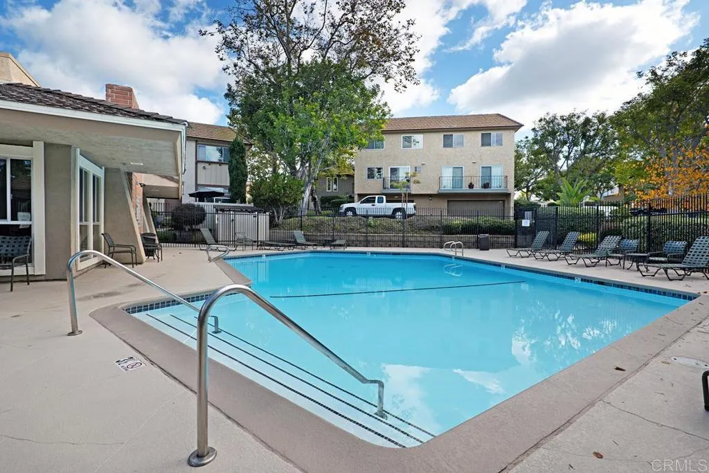 https://cdn.realtyfeed.com/cdn/127/306760599/dec8d1953b413b1d8e2e7180f20f36ad.webp