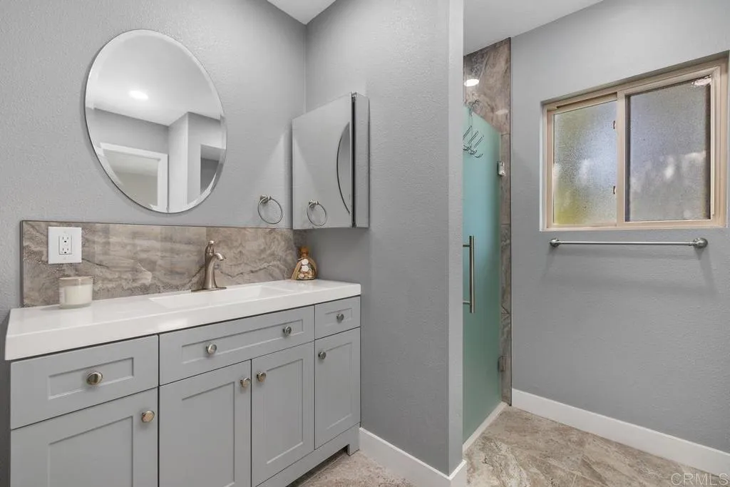 https://cdn.realtyfeed.com/cdn/127/306760599/f18341bb322e85a9f17bdef6d816851f.webp