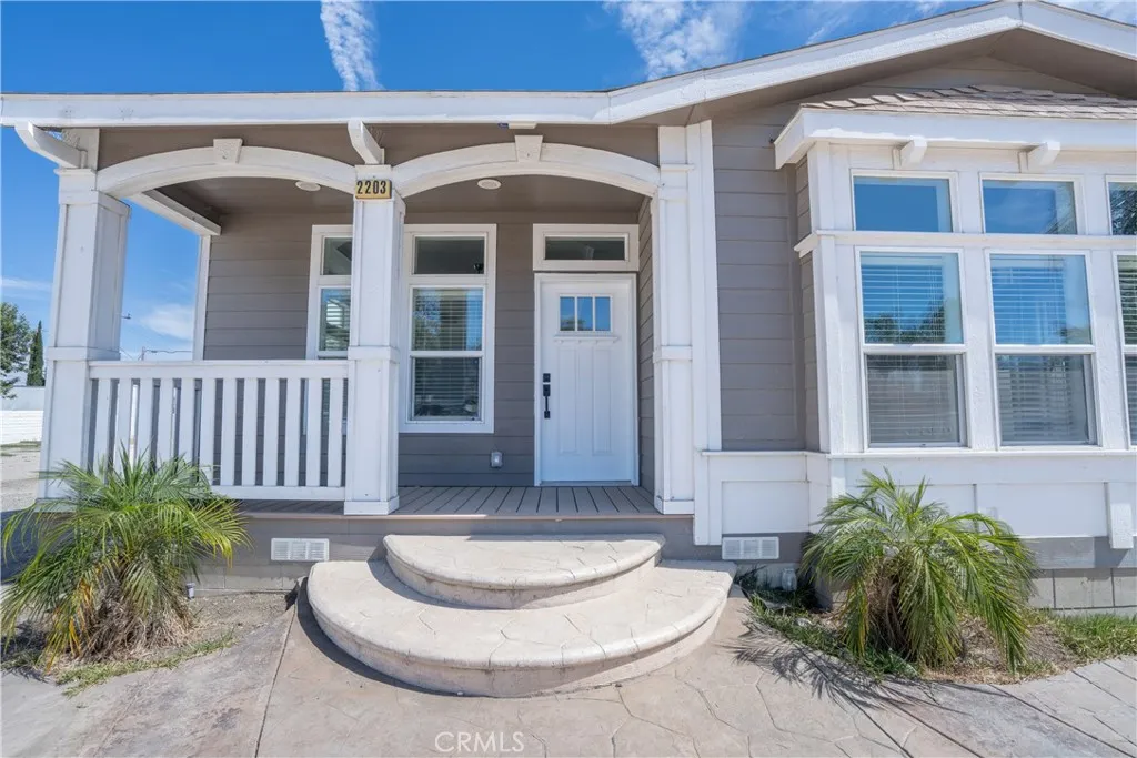 2203 Portola, San Bernardino, CA 92407 - Photo 5 of 32, San Bernardino, CA