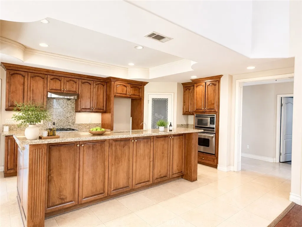 8228 Elm Avenue, San Gabriel, CA 91775 - Photo 5 of 9, San Gabriel, CA