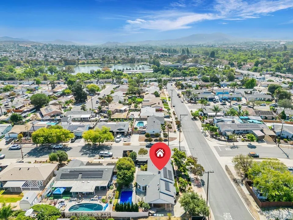 https://cdn.realtyfeed.com/cdn/127/306760751/10086d9fe97e111ab92658c683293d15.webp