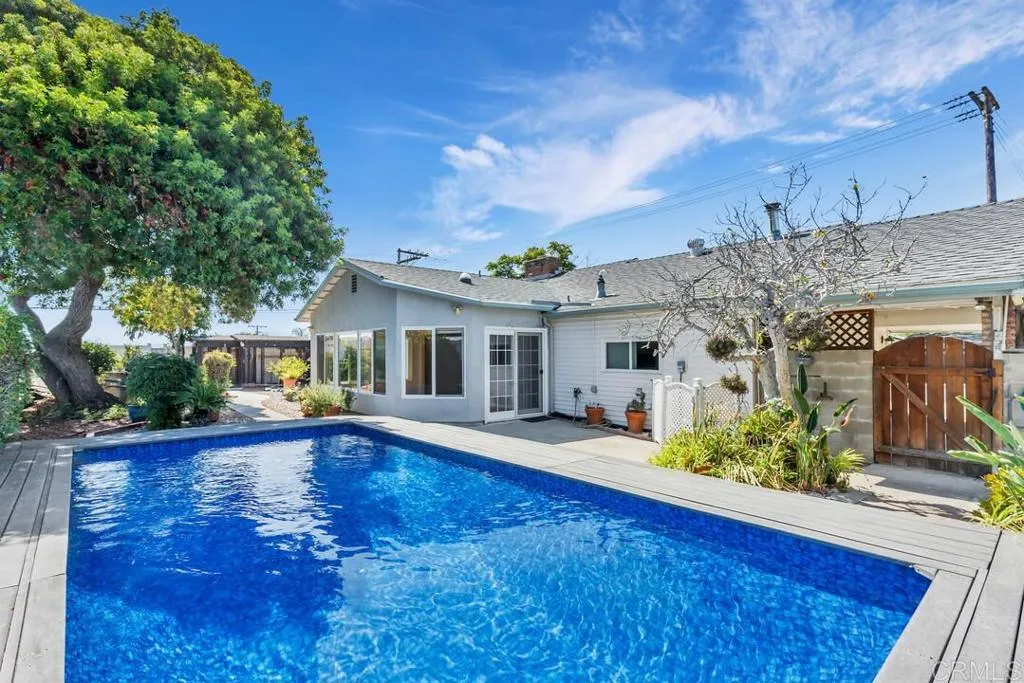 https://cdn.realtyfeed.com/cdn/127/306760751/b872c74ed3cbfe46afc0c4f78a2474b4.webp