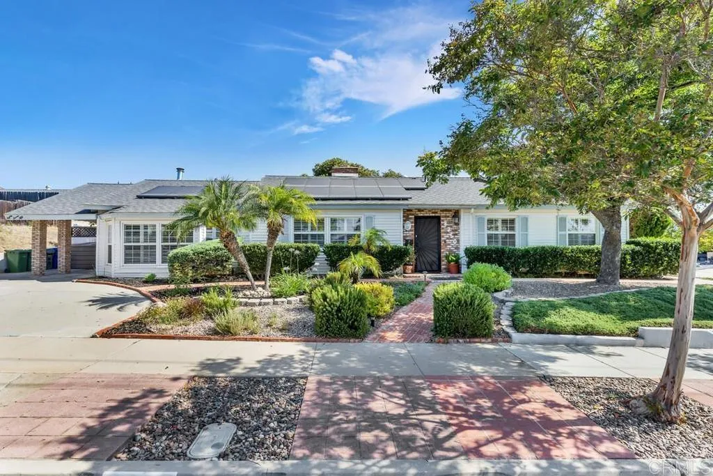 https://cdn.realtyfeed.com/cdn/127/306760751/de598952074ca4a9a5f9a515f475f313.webp