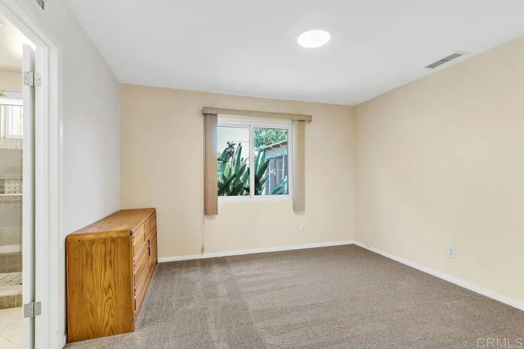 https://cdn.realtyfeed.com/cdn/127/306760751/f60b348871d908b21b709153102c620a.webp