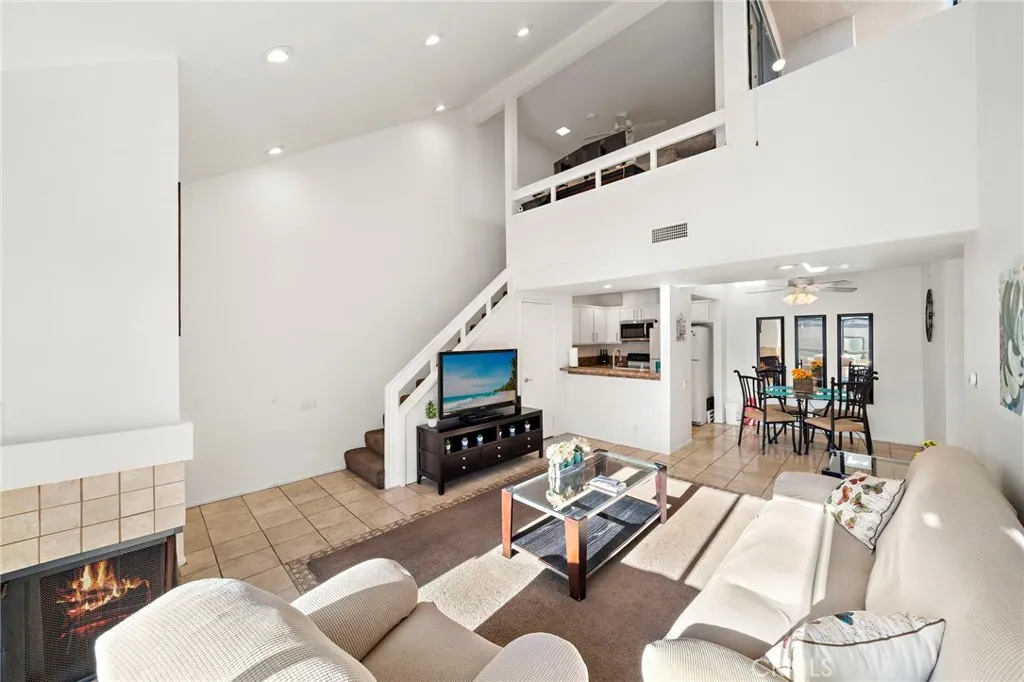 25761 Le Parc Unit 82, Lake Forest, CA 92630 - Photo 4 of 31, Lake Forest, CA