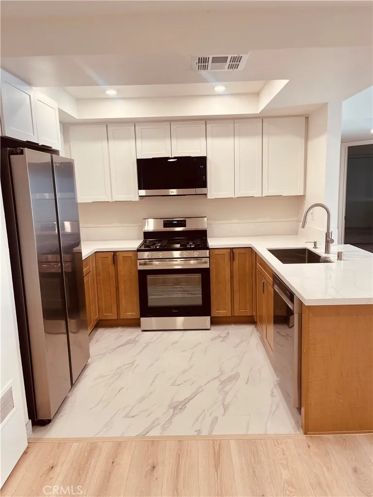 5312 Cartwright Unit 1, Los Angeles, CA 91601 - Main photo, Los Angeles, CA