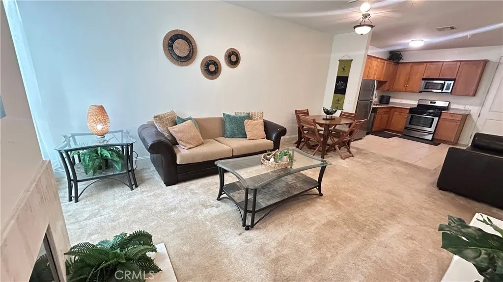 6938 Laurel Canyon, North Hollywood, CA 91605 - Photo 4 of 30, North Hollywood, CA