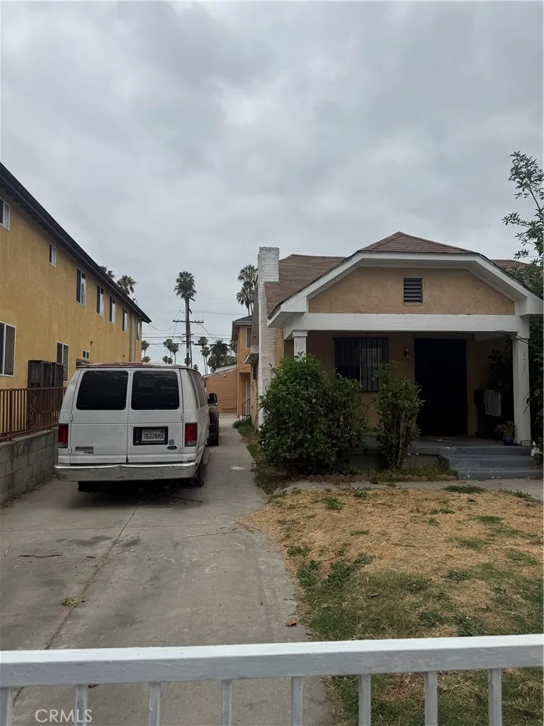 5425 S St Andrews, Los Angeles, CA 90062 - Photo 4 of 5, Los Angeles, CA