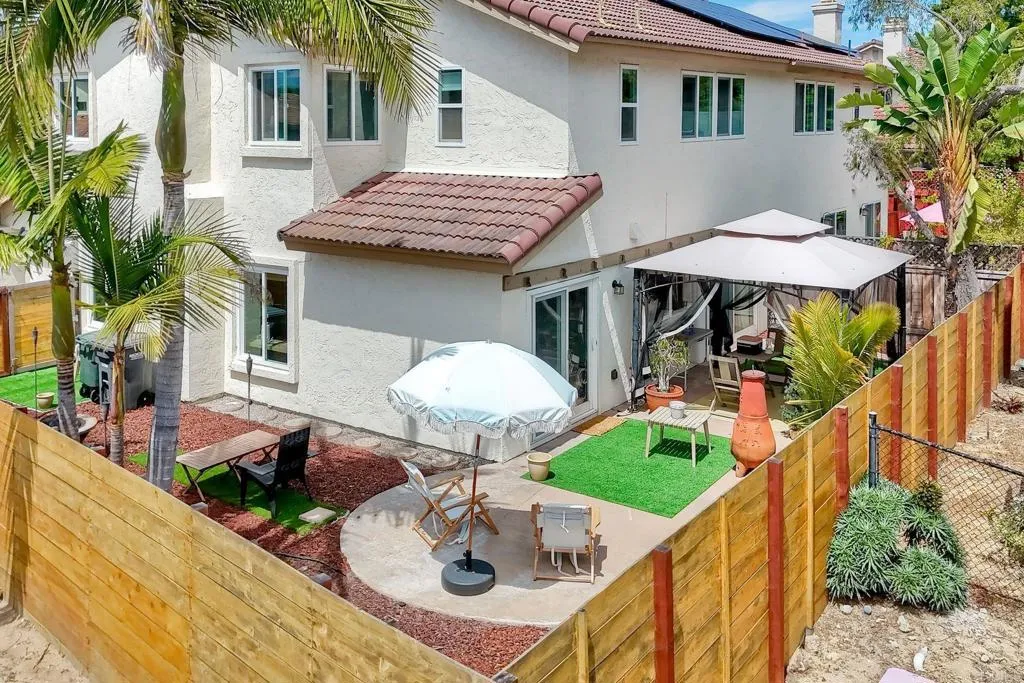 Encinitas, CA 92024