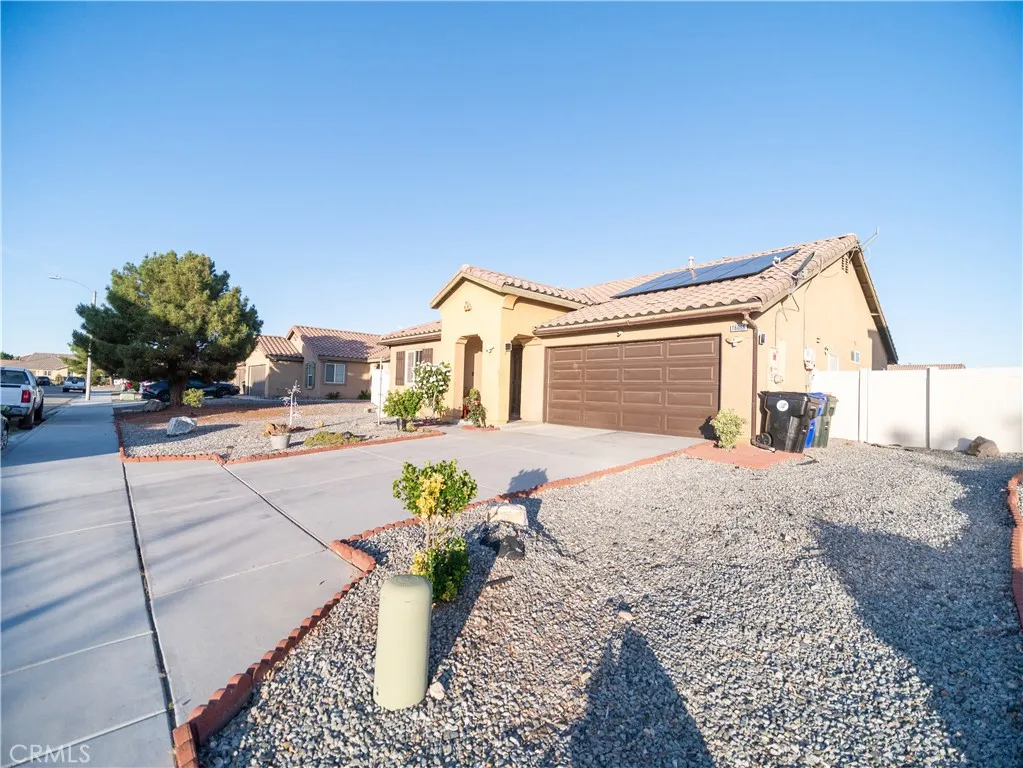16066 Pawnee Place, Victorville, CA 92394 - Photo 2 of 20, Victorville, CA