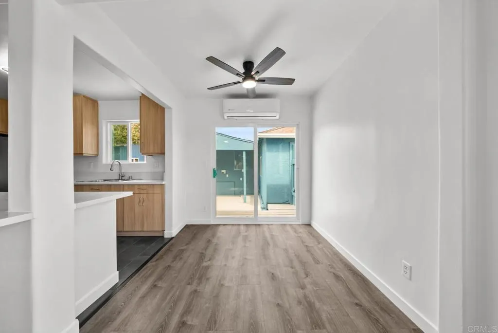 https://cdn.realtyfeed.com/cdn/127/306760979/7f8767b15fa8d1ebe233445525ba962b.webp