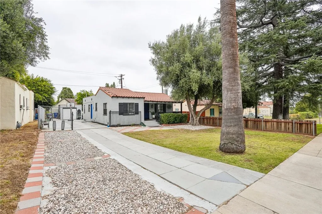 2358 Marengo Avenue, Altadena, CA 91001 - Photo 2 of 30, Altadena, CA