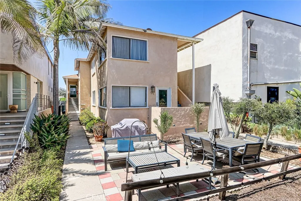 125 9th Street Unit C, Manhattan Beach, CA 90266 - Photo 2 of 27, Manhattan Beach, CA