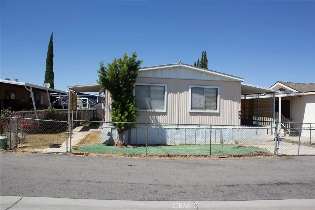 10701 Cedar Unit 120, Bloomington, CA 92316 - Main photo, Bloomington, CA
