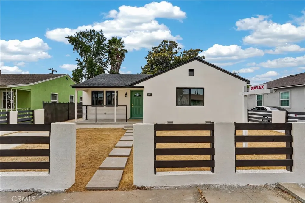 2106 W 94th, Los Angeles, CA 90047 - Main photo, Los Angeles, CA