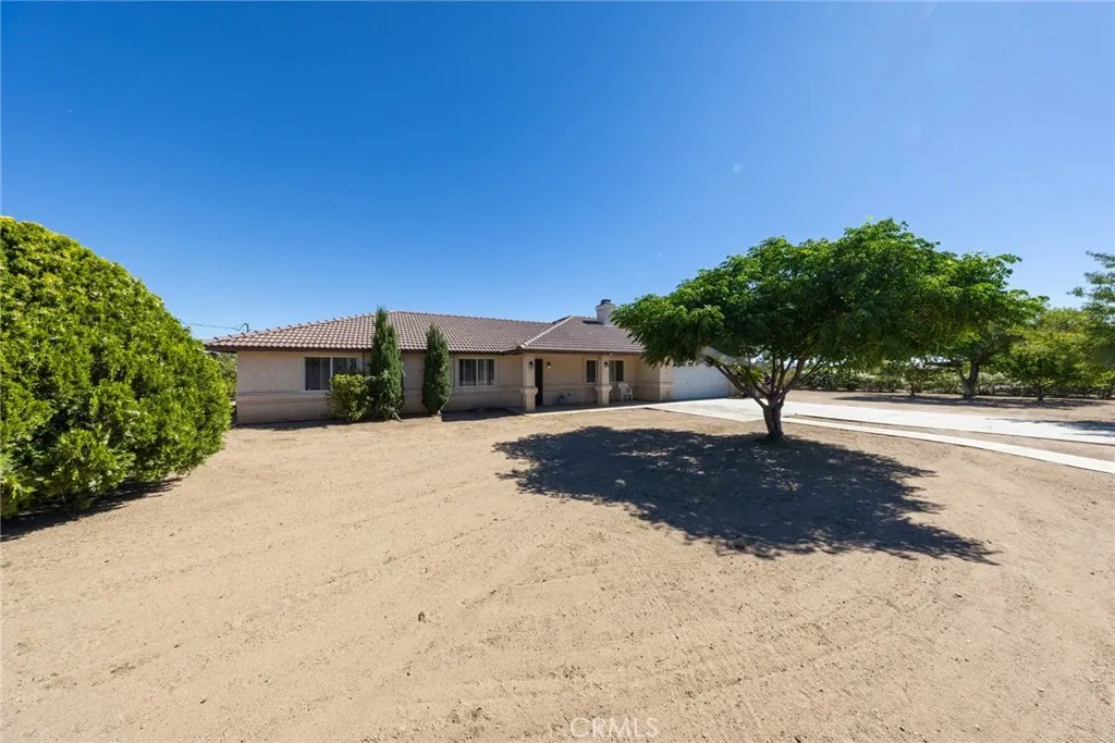 15532 Larch, Hesperia, CA 92345 - Photo 3 of 34, Hesperia, CA