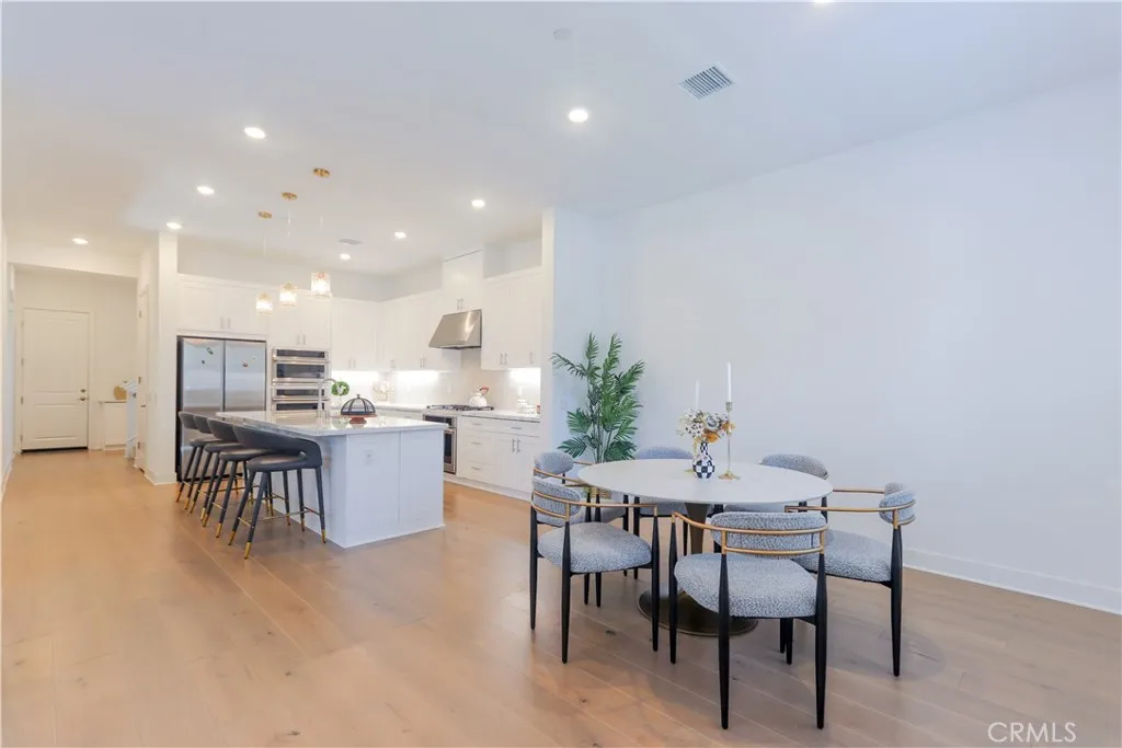 126 Carmine, Irvine, CA 92618 - Photo 4 of 37, Irvine, CA