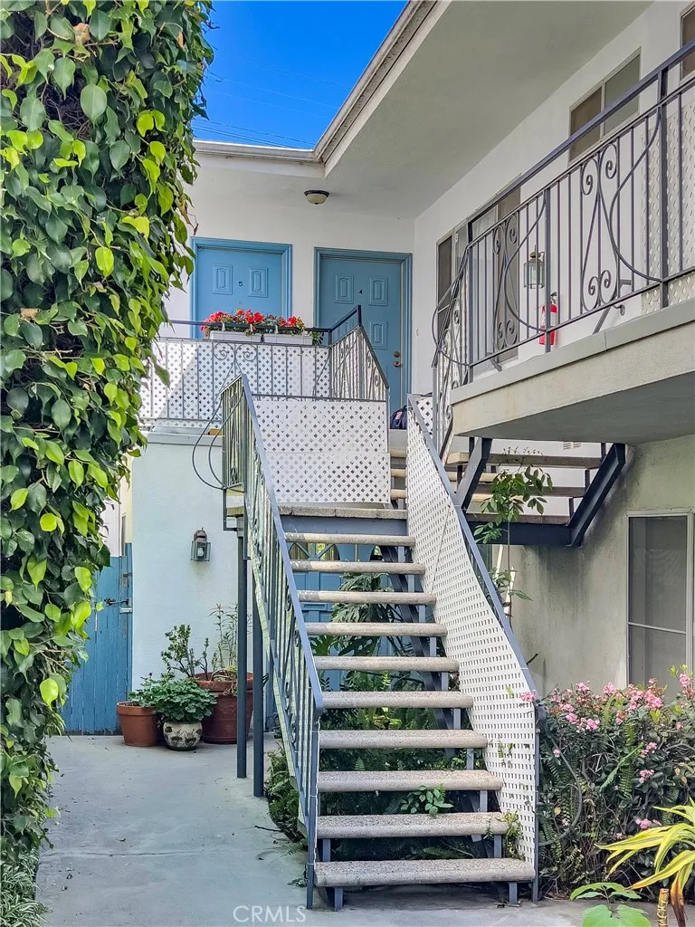 2036 S Bentley, Los Angeles, CA 90025 - Photo 5 of 6, Los Angeles, CA