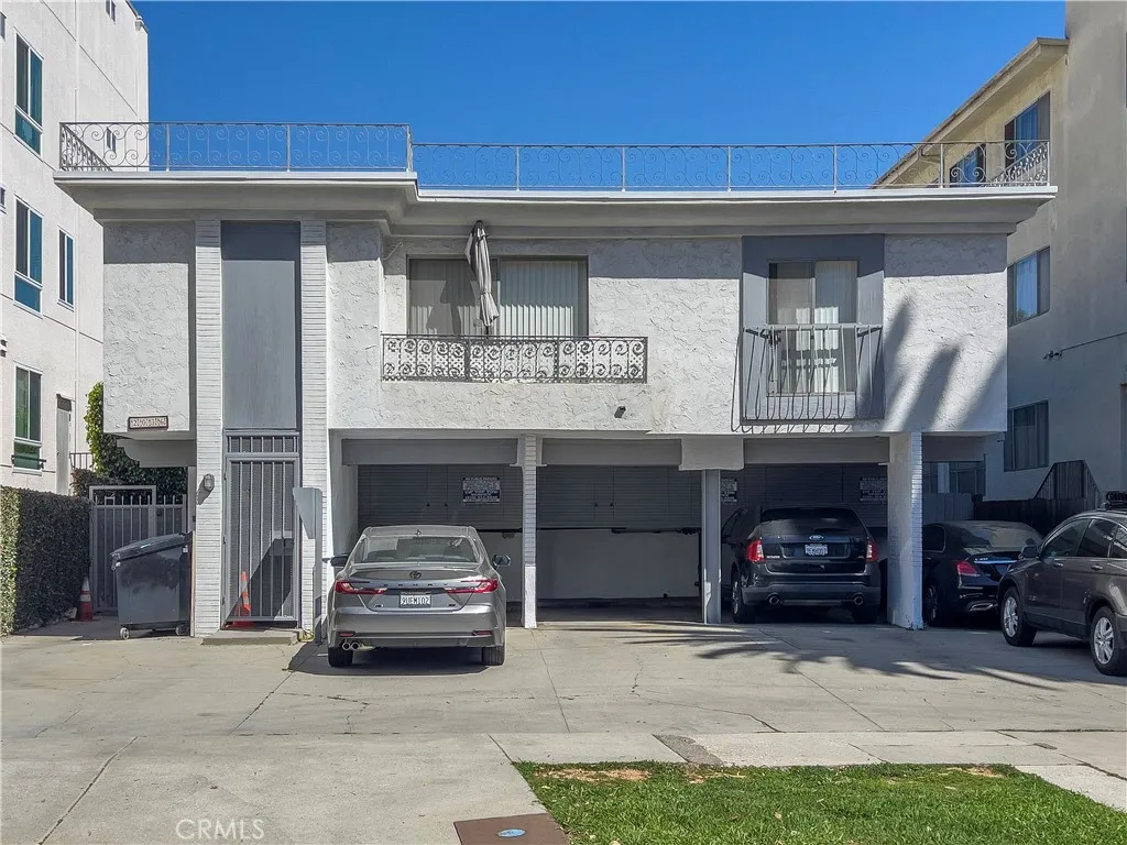 2036 S Bentley, Los Angeles, CA 90025 - Main photo, Los Angeles, CA