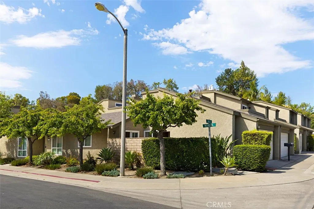 25866 Malia Court, Mission Viejo, CA 92691 - Photo 2 of 24, Mission Viejo, CA