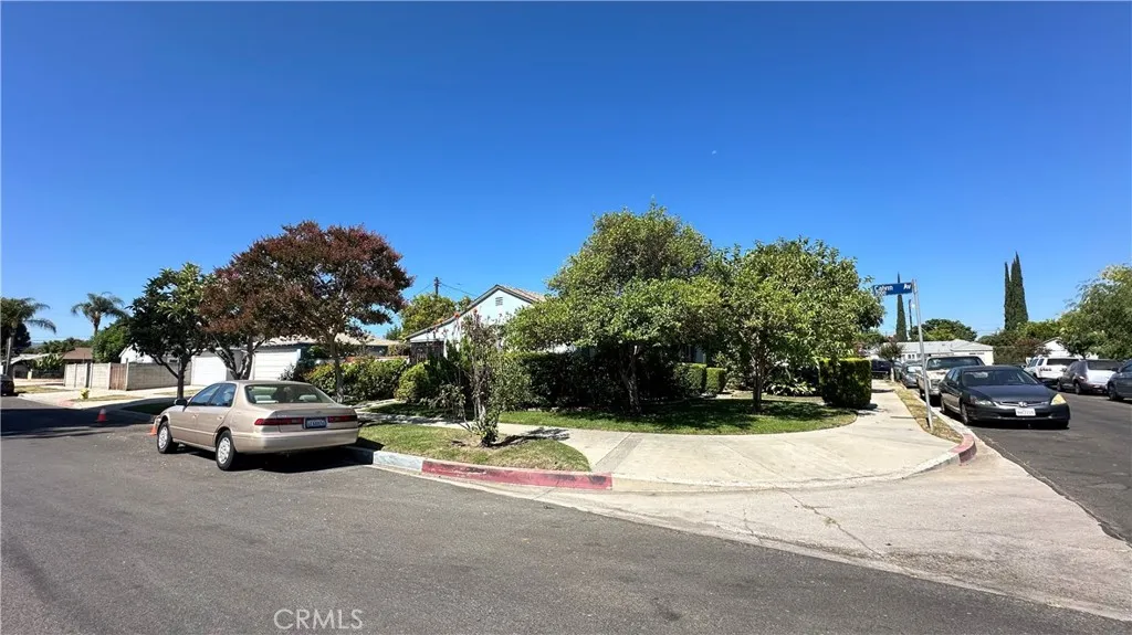 19400 Scroll, Los Angeles, CA 91335 - Photo 2 of 22, Los Angeles, CA