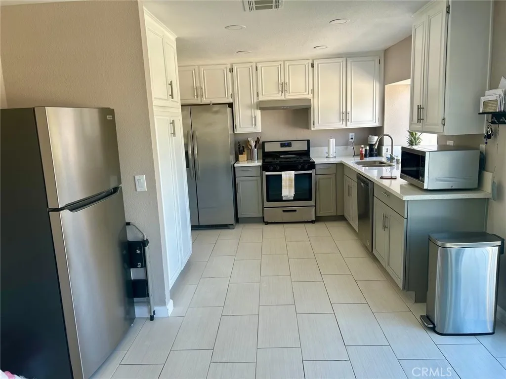 4855 Opal, Palmdale, CA 93552 - Photo 3 of 12, Palmdale, CA
