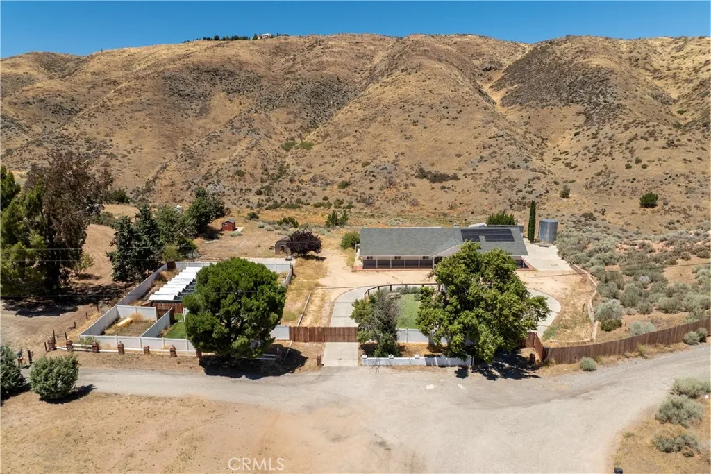 6221 Elizabeth Lake Road, Leona Valley, CA 93551 - Photo 2 of 37, Leona Valley, CA