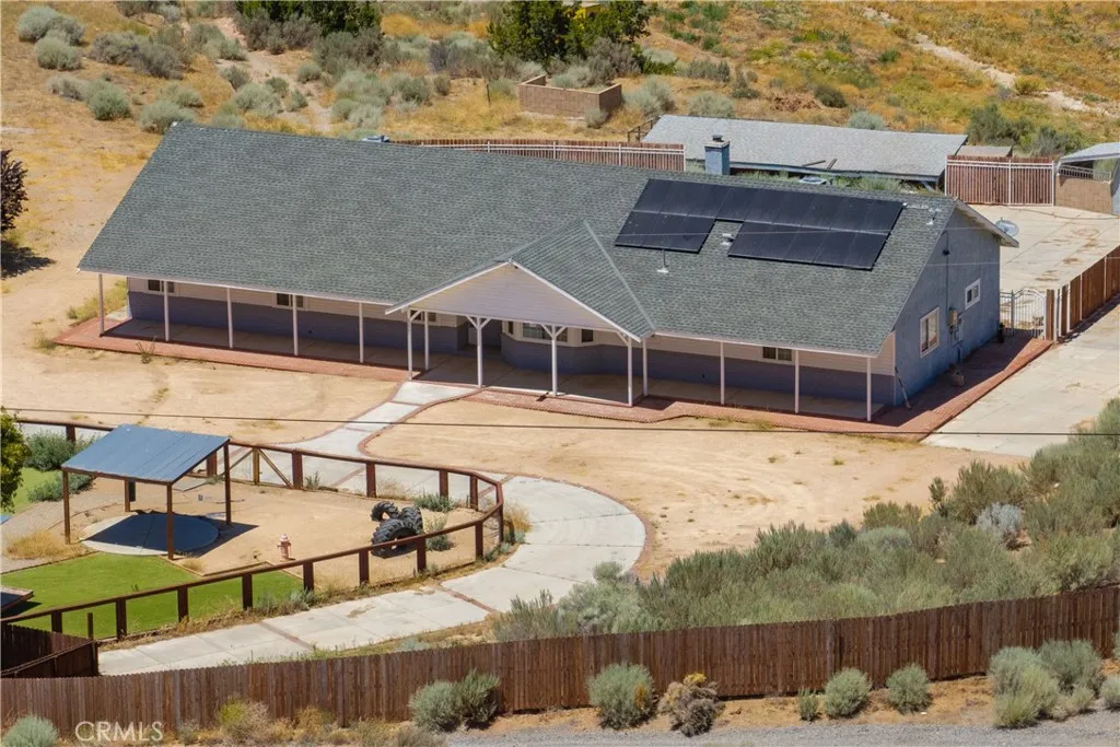 6221 Elizabeth Lake Road, Leona Valley, CA 93551 - Photo 4 of 37, Leona Valley, CA