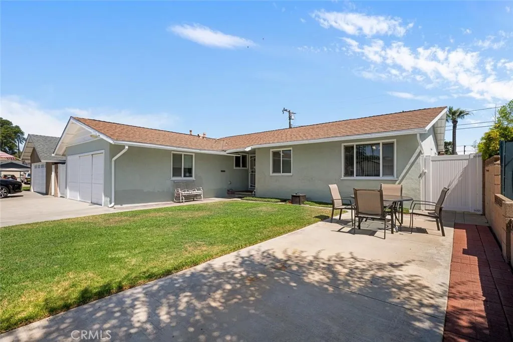 6651 Sambar Cir, Cypress, CA 90630 - Photo 5 of 49, Cypress, CA