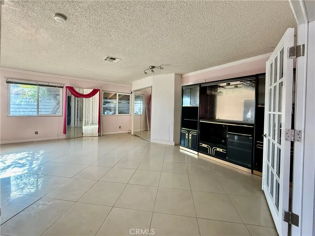 10181 Larson Avenue, Garden Grove, CA 92843 - Photo 5 of 12, Garden Grove, CA