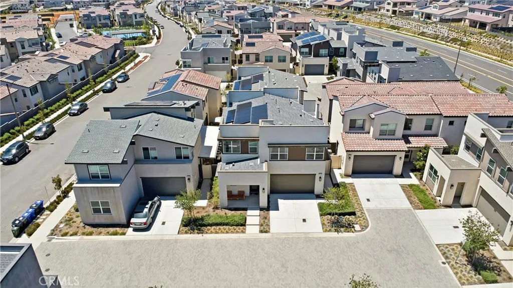 15964 Caterpillar, Fontana, CA 92336 - Photo 3 of 53, Fontana, CA