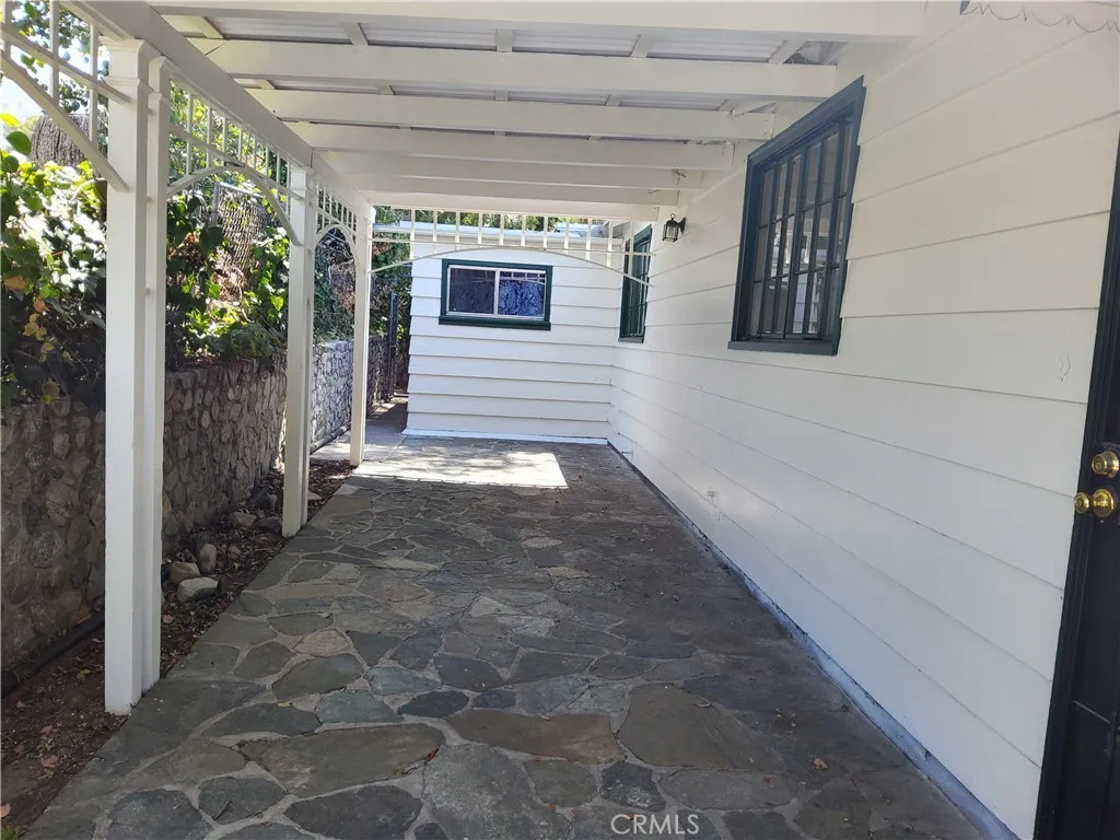 10630 Hillhaven, Los Angeles, CA 91042 - Photo 2 of 5, Los Angeles, CA
