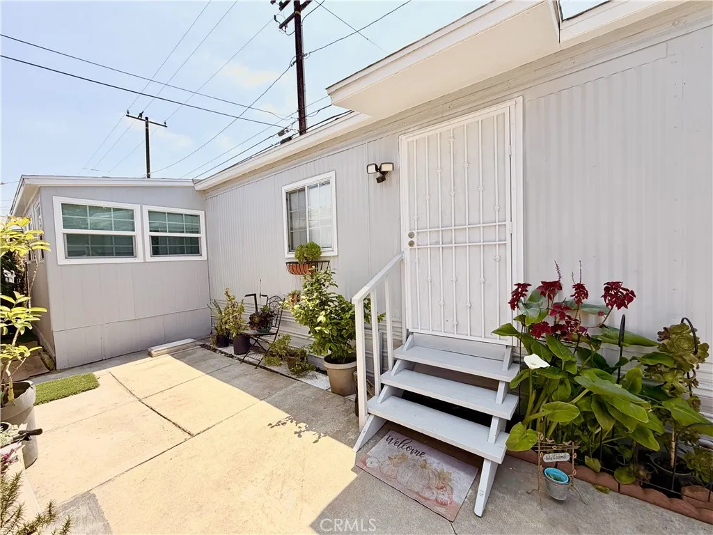4511 Cecilia Unit 25, Cudahy, CA 90201 - Main photo, Cudahy, CA