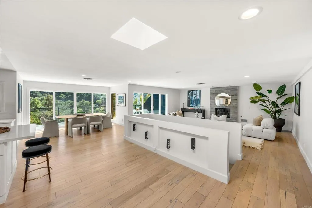 3866 Alta Mesa Drive, Studio City, CA 91604 - Photo 3 of 45, Studio City, CA