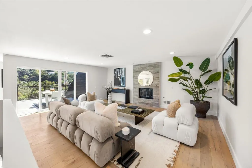 3866 Alta Mesa Drive, Studio City, CA 91604 - Photo 4 of 45, Studio City, CA