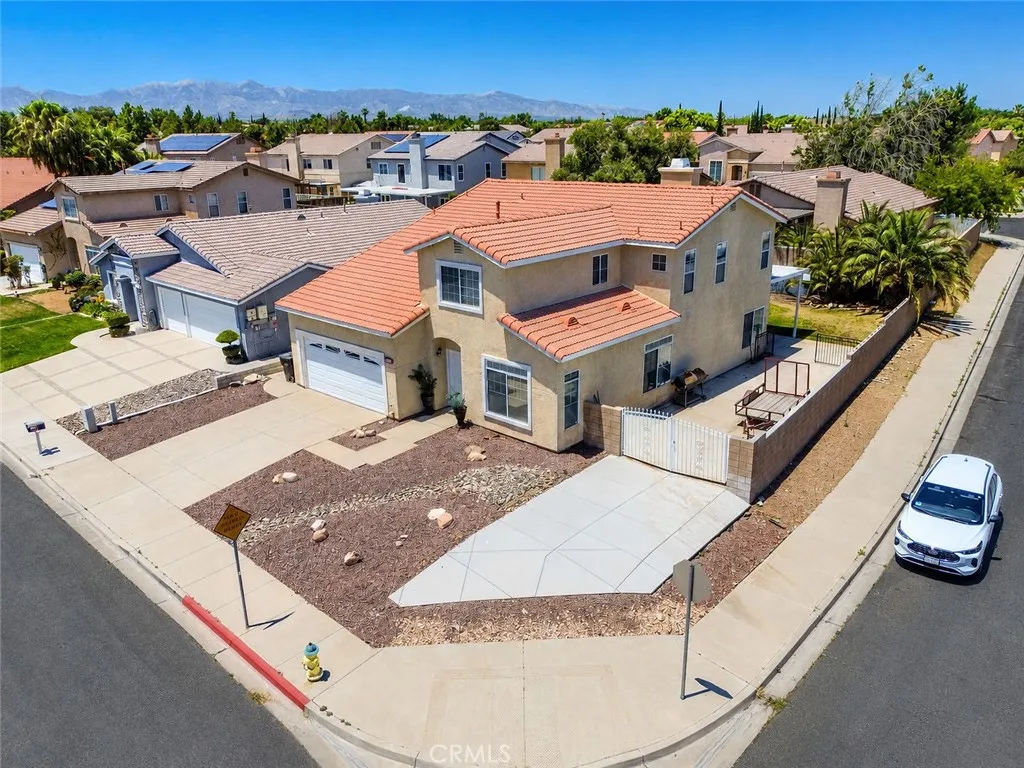 12550 Eaton Lane, Victorville, CA 92392 - Photo 3 of 43, Victorville, CA