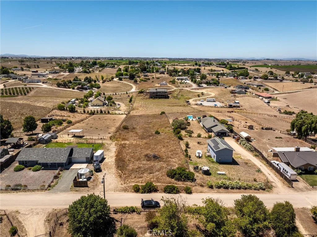 8290 Plane View, Paso Robles, CA 93446 - Main photo, Paso Robles, CA