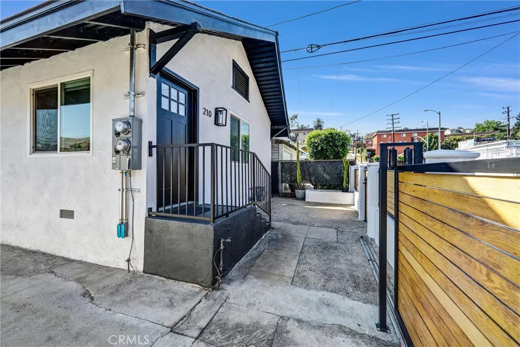 210 Amabel Street, Los Angeles, CA 90065 - Photo 4 of 42, Los Angeles, CA