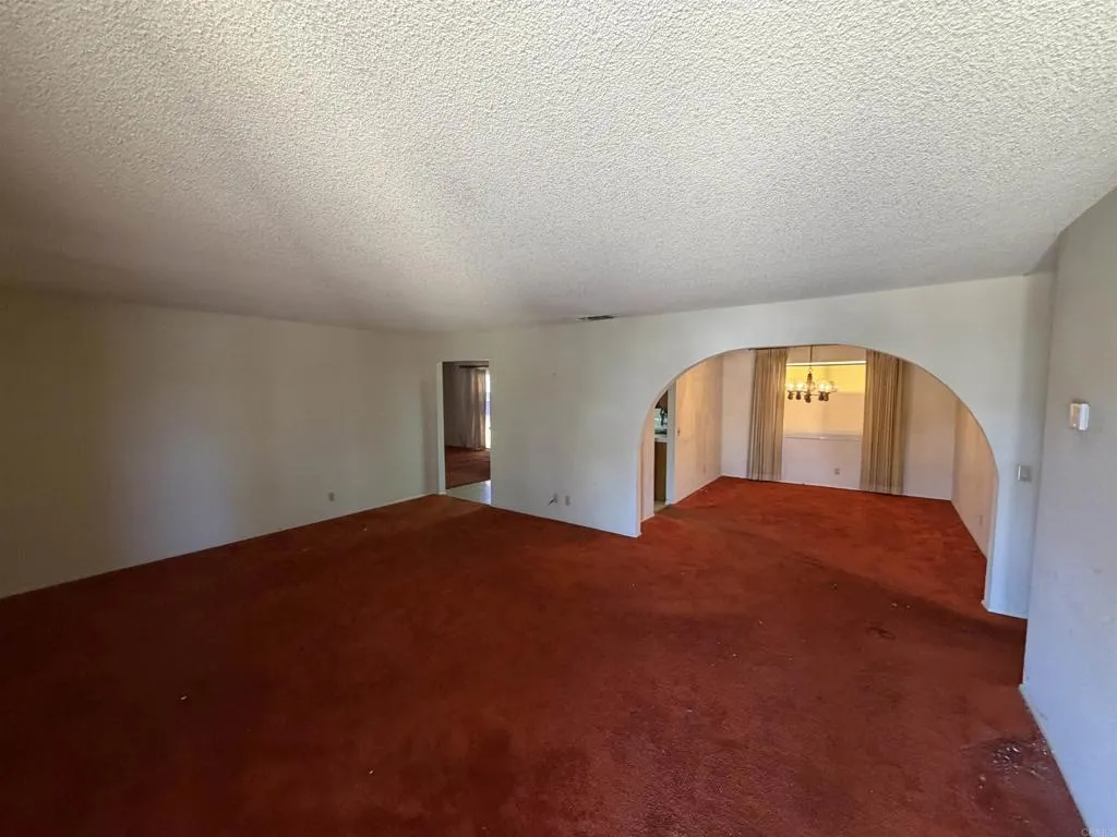 915 Moody Drive, Escondido, CA 92027 - Photo 5 of 16, Escondido, CA