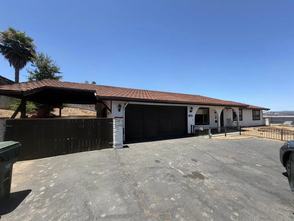 915 Moody Drive, Escondido, CA 92027 - Photo 2 of 16, Escondido, CA