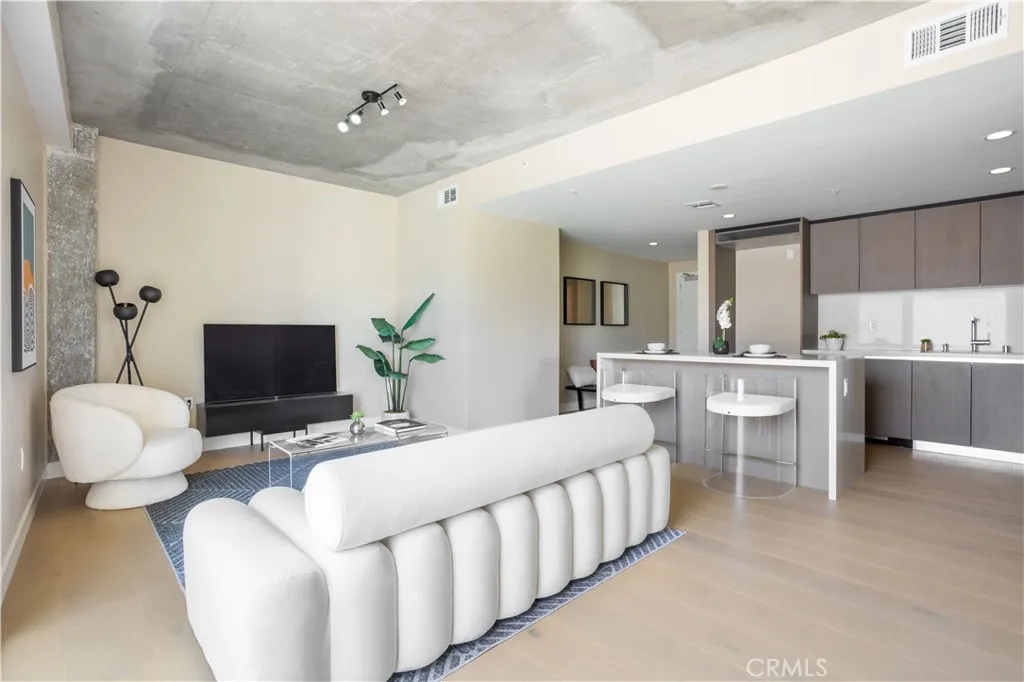 380 Cordova Street Unit 407, Pasadena, CA 91101 - Photo 2 of 22, Pasadena, CA
