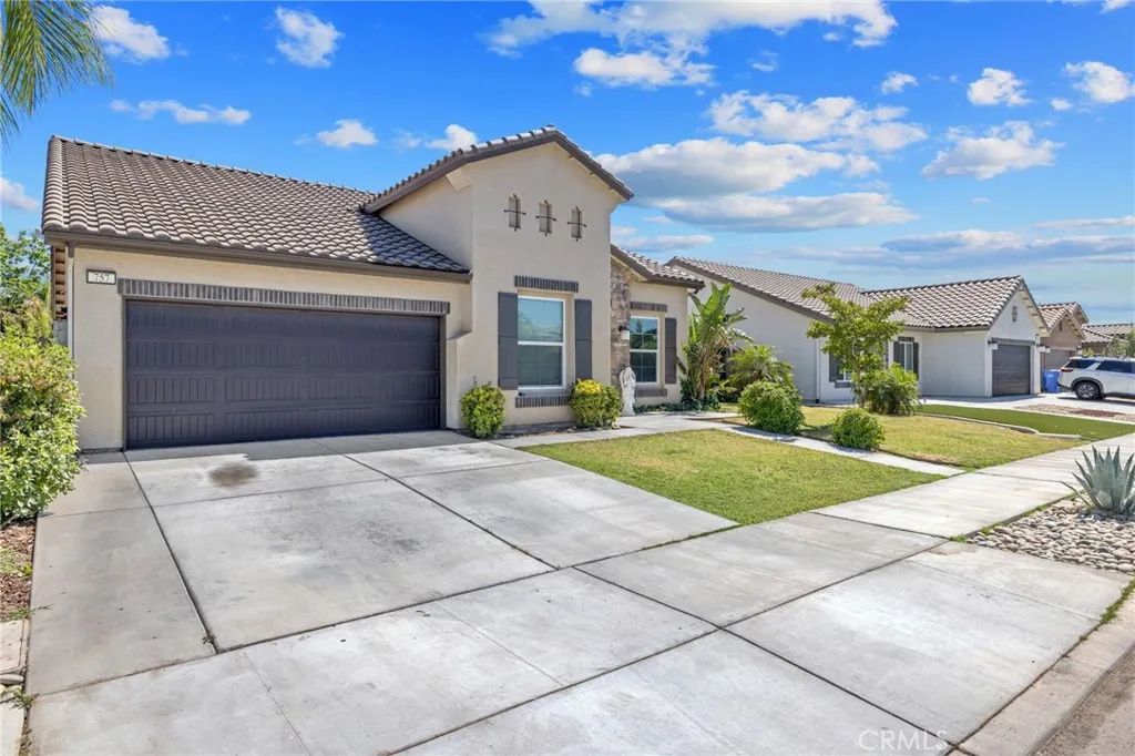 757 Strada Street, Lemoore, CA 93245 - Photo 3 of 63, Lemoore, CA
