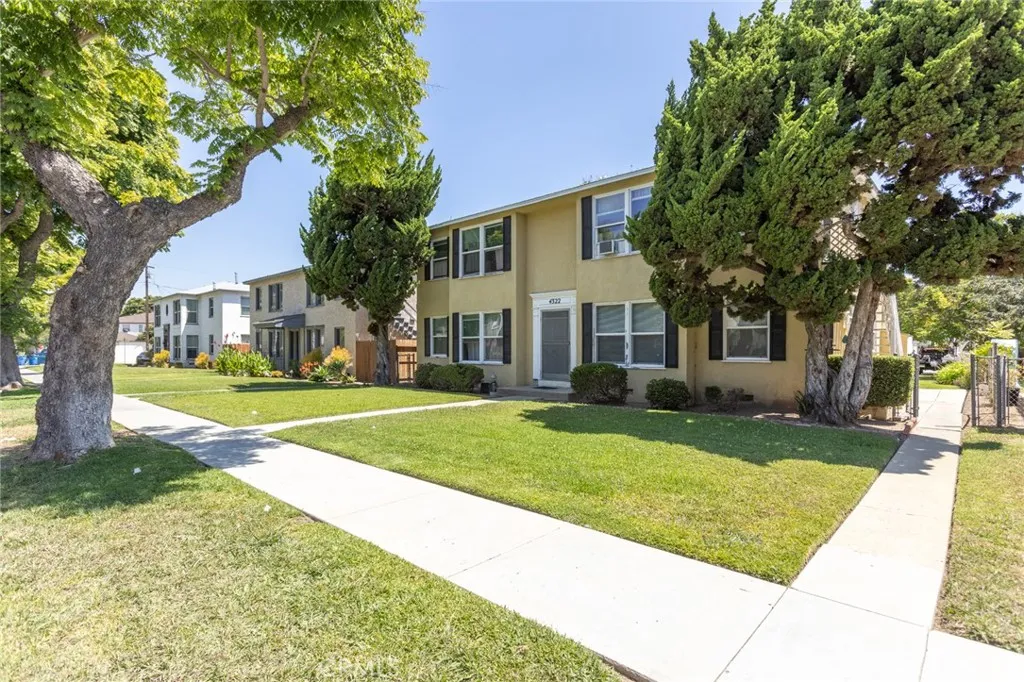 4322 Elm Avenue, Long Beach, CA 90807 - Photo 3 of 18, Long Beach, CA