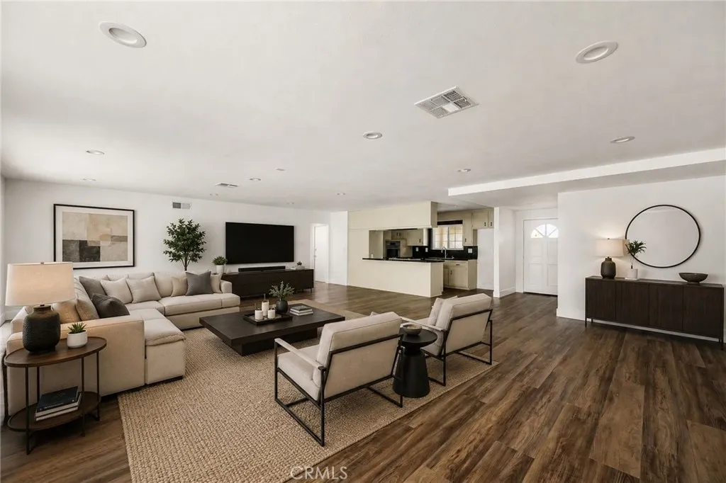 1021 S Hilda, Anaheim, CA 92806 - Photo 3 of 32, Anaheim, CA
