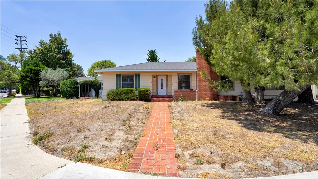 10207 Camarillo Street, Toluca Lake, CA 91602 - Photo 3 of 55, Toluca Lake, CA