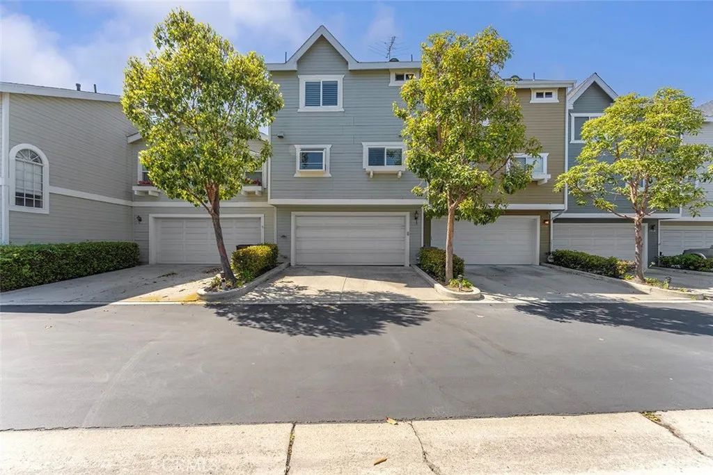 13036 Springarden, Westminster, CA 92683 - Photo 3 of 27, Westminster, CA