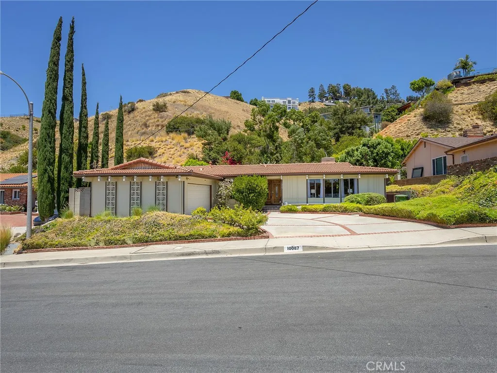 10087 Sully Drive, Sun Valley, CA 91352 - Photo 2 of 51, Sun Valley, CA