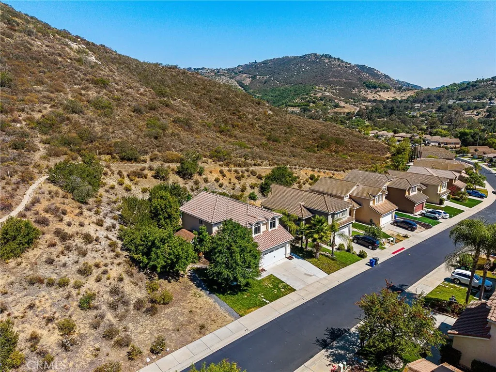 https://cdn.realtyfeed.com/cdn/127/306761299/82e8577593b7714d737fe5d322a5b2ea.webp