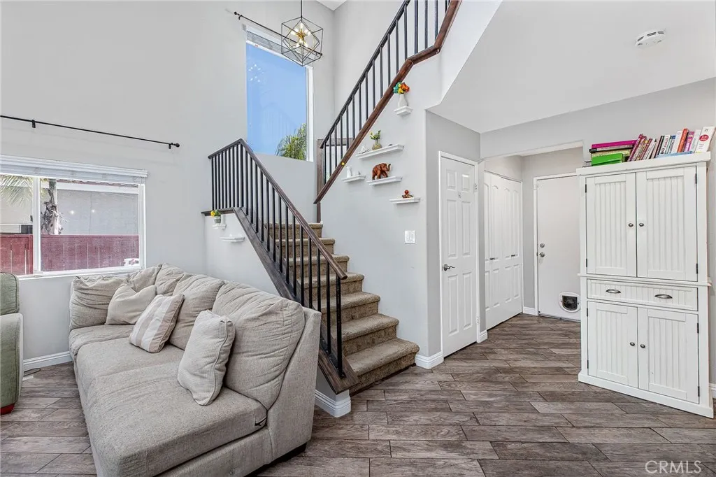 https://cdn.realtyfeed.com/cdn/127/306761299/a4c3f4e34480b830e3f1a5b10f9d21ab.webp