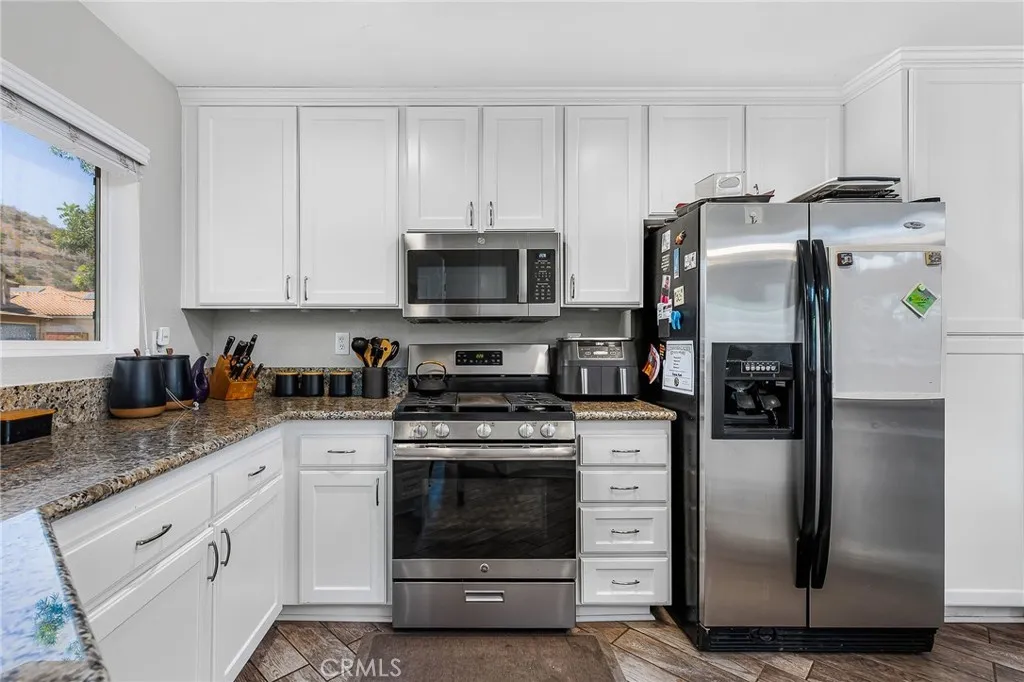 https://cdn.realtyfeed.com/cdn/127/306761299/ecbad6d6e1ea875d16178ebc68a2a88e.webp